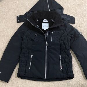 Obermeyer Women’s Black Puffer Jacket with Hood size 4